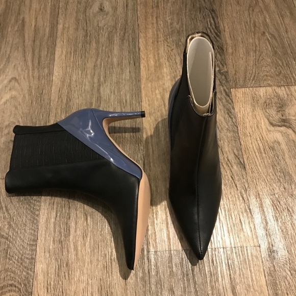 Howl Heel in Black and Blue by Olsenhaus - Picture 3 of 6